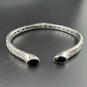 NWOT India 925 Sterling Silver Filigree Black Spinel Hinge Cuff Bracelet 6.5"